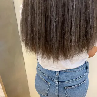 カラー 天野 利咲のヘアスタイル