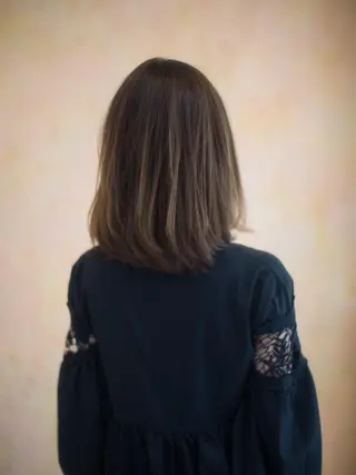 ミディアム rEINE Suzukiのヘアスタイル