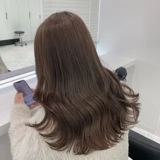 セミロング カラー センターパート特化 井上健太のヘアスタイル
