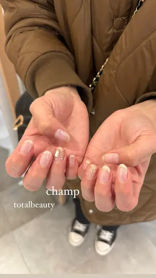 ネイル 岡本 恵｜大人っぽ ・個性ニュアンスのネイルデザイン