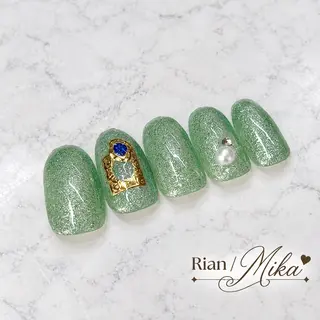 ネイル MIKA／耳ツボ ／マグネットネイルのネイルデザイン
