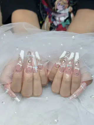 ネイル Julli NailStudioのネイルデザイン