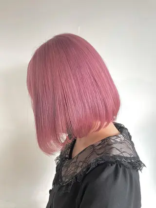ショート カラー ✅ケアブリーチ✅ トヨオカ ノブヒデのヘアスタイル