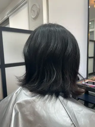 ミディアム よこい みおのヘアスタイル