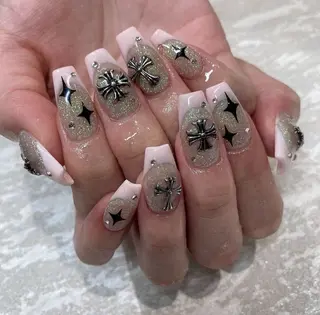 ネイル akina nailsのネイルデザイン