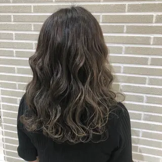 セミロング 植田 菜月のヘアスタイル