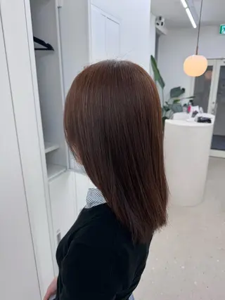 セミロング カラー 内田 愛莉のヘアスタイル