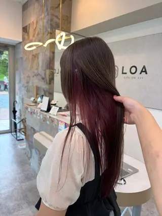 カラー LOA カシワギリリのヘアスタイル