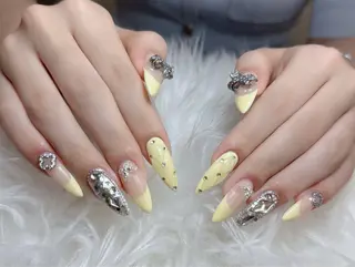 ネイル Lenie Nail Okuboのネイルデザイン