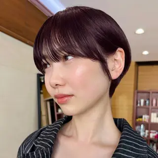ショート カラー 顔まわり🥨レイヤー /透明感/水口舞奈のヘアスタイル