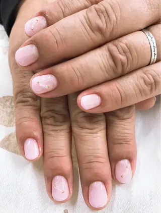ネイル NailSalon Fluraのネイルデザイン