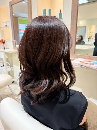 セミロング NICCOLO室見 Erinaのヘアスタイル