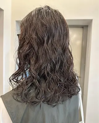 セミロング IIZUKA RYOKEI🌿のヘアスタイル