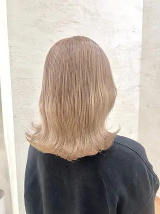 ミディアム カラー 櫻井 愛弓のヘアスタイル