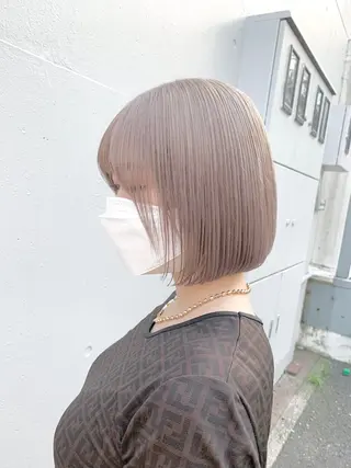 ショート カラー 🫧艶ダブルカラー ブリーチ🫧トモヤのヘアスタイル