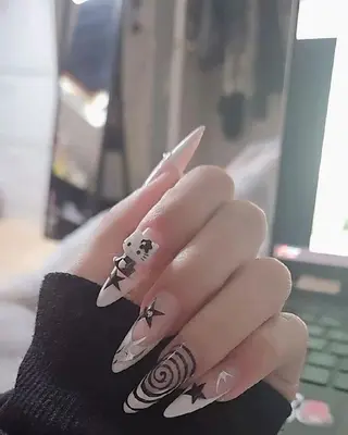ネイル Queen Nail 柏店 クイーンネイルのネイルデザイン