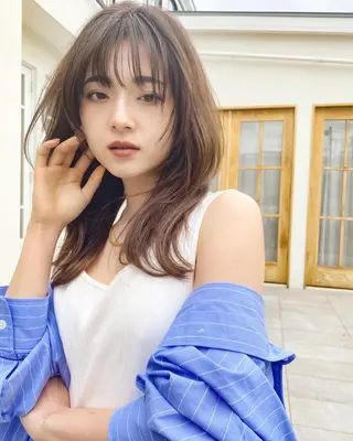 ミディアム 石畑結華 Lond店長のヘアスタイル
