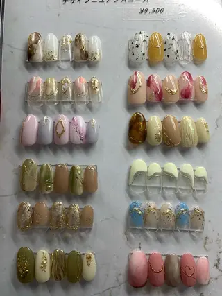 ネイル Olivia Blueのネイルデザイン