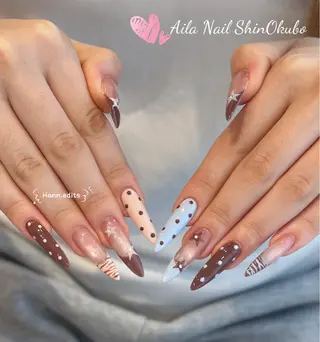 セミロング Aila Nail ShinOkuboのネイルデザイン