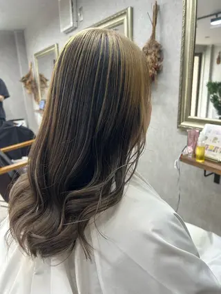 ロング カラー Lien 深井店のヘアスタイル