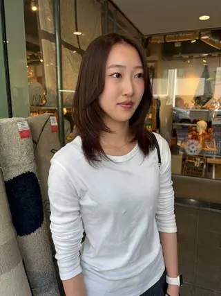 セミロング カラー レイヤーカット 🪩yurikaのヘアスタイル