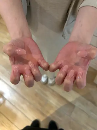 ネイル 𝗶𝗿𝗼𝗵𝗮 ໒꒱ 𓏸*˚のネイルデザイン