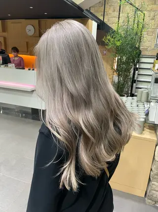 ロング オールマイティ美容師 💋𝑨𝑵𝑵𝑨のヘアスタイル
