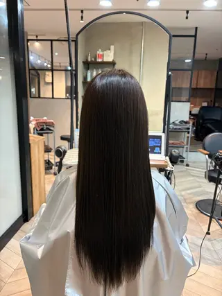 ロング 窪田 茉栞呂のヘアスタイル
