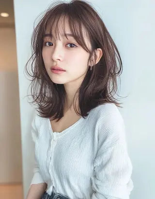 セミロング カラー デザインカラー✨ 透明感カラー菊地真保のヘアスタイル