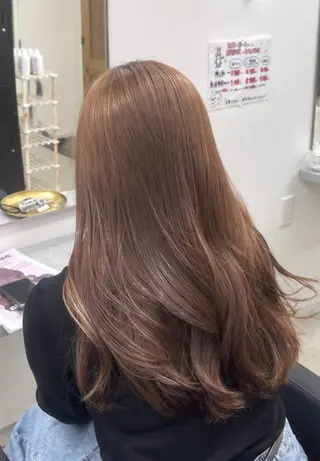 ロング 韓国風🥀透明感 カラー🖤uraraのヘアスタイル