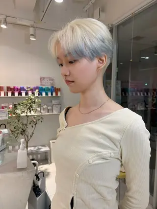 ショート カラー 浅野 匠のヘアスタイル