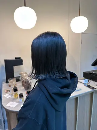 ミディアム Shiro RENのヘアスタイル