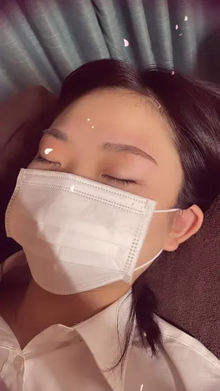 アイブロウ 🌿ハーブピーリング 🌿ヘッドスパのエステ・リラクイメージ