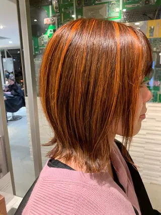 ミディアム カラー LUXBE LUCEのヘアスタイル