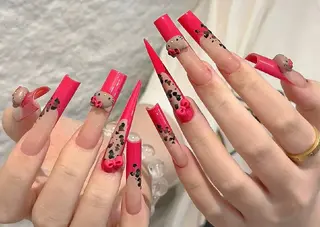 ネイル 清水 美佳のネイルデザイン