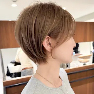 ショート カラー 内大久保 列夏のヘアスタイル