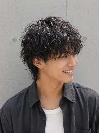 パーマ メンズ 宇梶 千愛のヘアスタイル