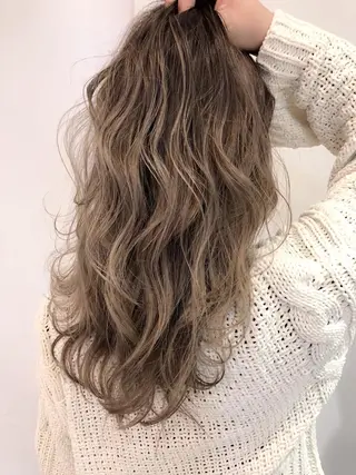 ロング Lano [ラノ]のヘアスタイル