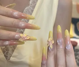 ネイル Pure&Rich Nailのネイルデザイン