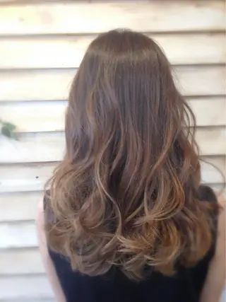 ロング オーナースタイリスト 奈須雄紀のヘアスタイル