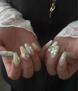 ネイル Luna Gladeのネイルデザイン