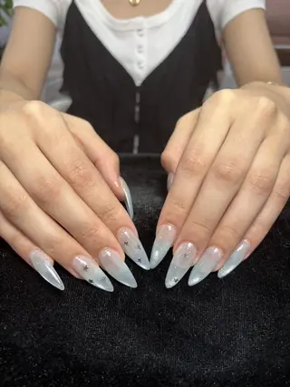ネイル Mika Nailsのネイルデザイン
