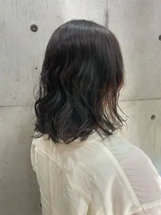ミディアム 西村 望のヘアスタイル