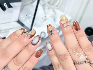 ネイル ✨Nailsalon Vi+✨のネイルデザイン