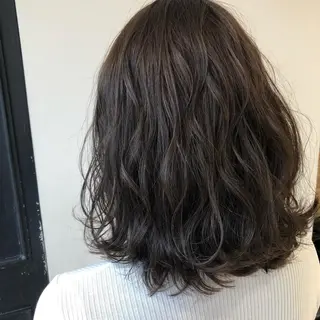 ミディアム 金子 富士のヘアスタイル