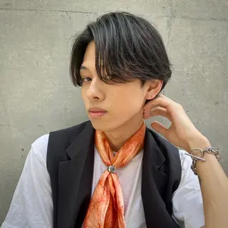 ミディアム ALLYS 中島史優のヘアスタイル