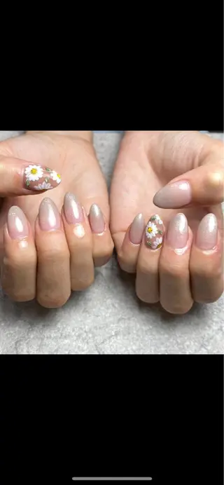 セミロング S ueshinのネイルデザイン