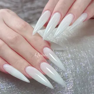 ネイル Queens テイのネイルデザイン