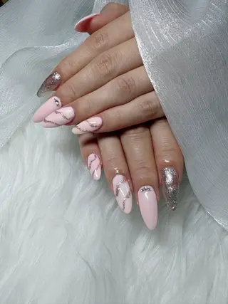ネイル shoko🌙 Moonsのネイルデザイン
