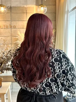 ロング カラー 眞名子 瑞紀のヘアスタイル